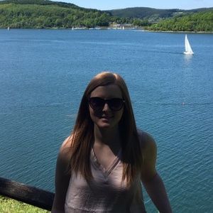 Meet your Posher, Heather